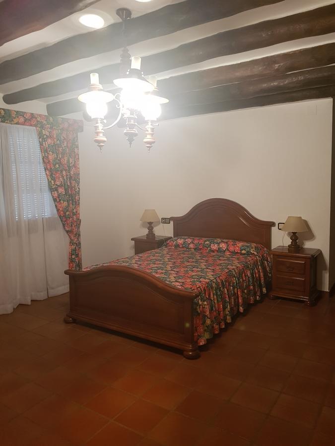 Casa Simon Guest House Roda de Isábena Eksteriør bilde