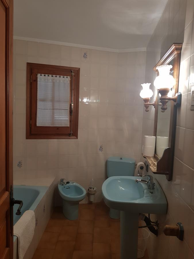 Casa Simon Guest House Roda de Isábena Eksteriør bilde